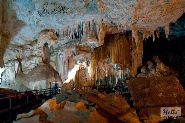 Diamond cave Railay