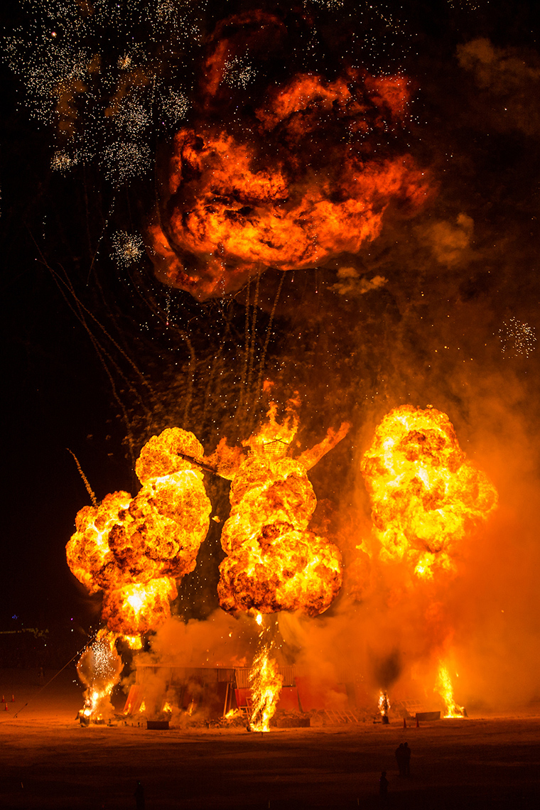 Огонь на Burning Man